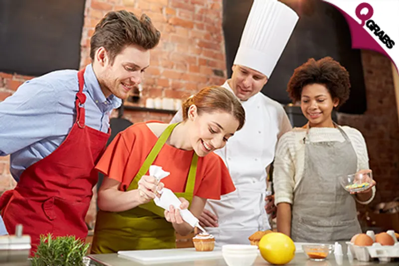 For QR59 Make & Bake Unique Cakes & Pastries with a Cake Decorating & Design Online Course! (QR450 Value)